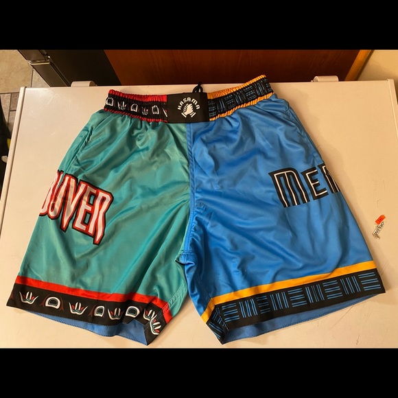 Kasama Shorts - Picture 1 of 7